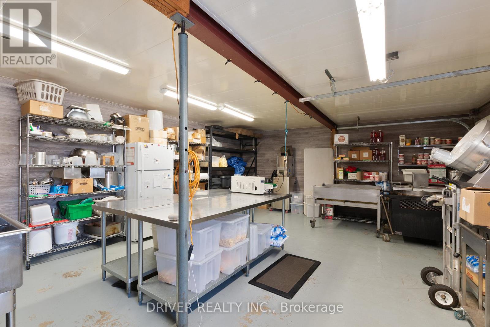 36 Spruce Street W, Aylmer, Ontario  N5H 3J4 - Photo 31 - X12792436