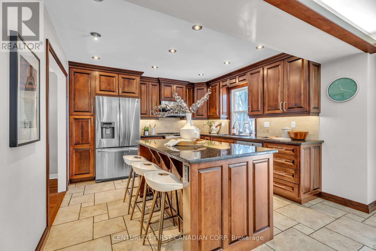 63 Chalfont Road, London North, Ontario  N6H 4Y5 - Photo 10 - X12792528