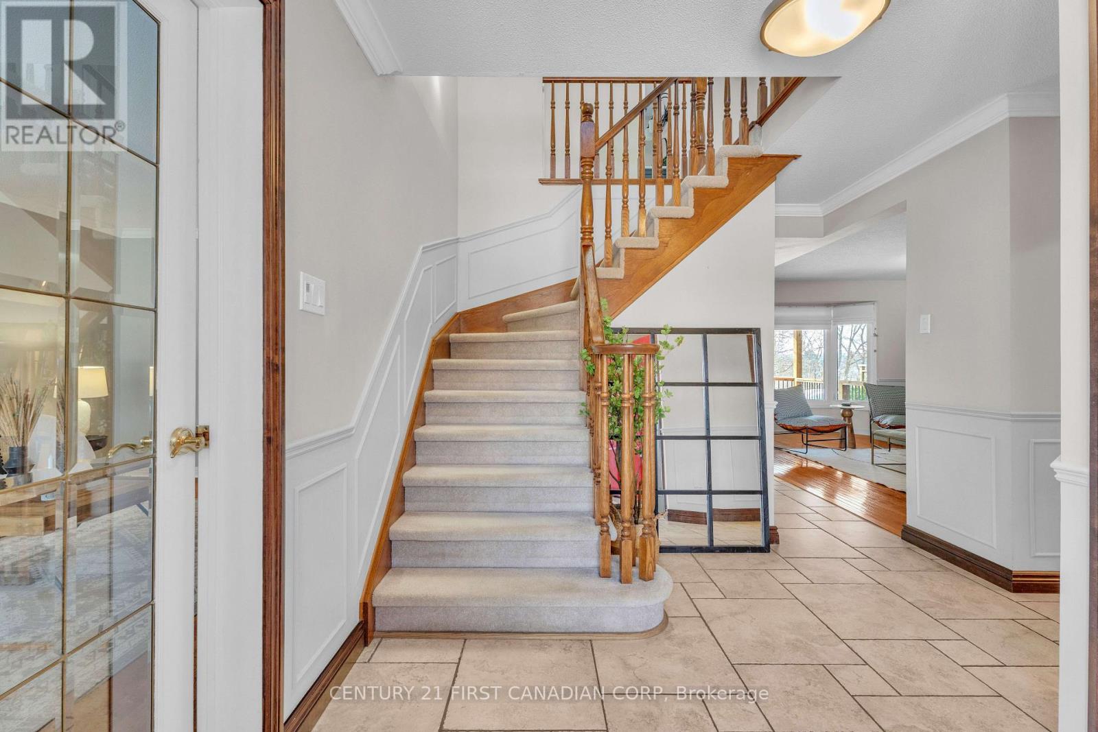 63 Chalfont Road, London North, Ontario  N6H 4Y5 - Photo 3 - X12792528