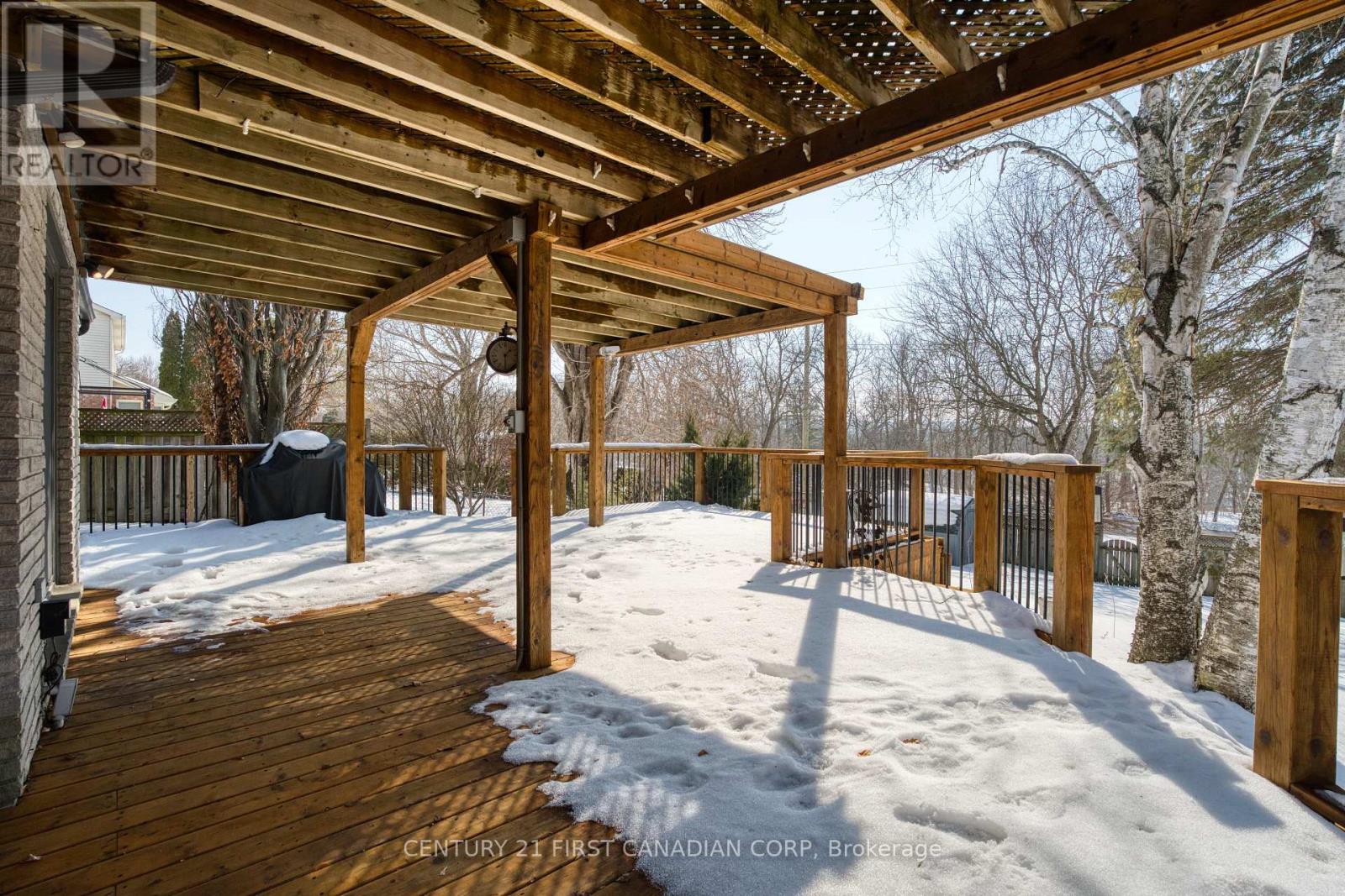 63 Chalfont Road, London North, Ontario  N6H 4Y5 - Photo 39 - X12792528