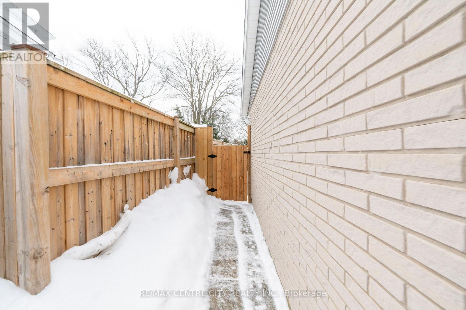 1102 Prince Philip Drive, London North, Ontario  N6H 4E5 - Photo 33 - X12792554