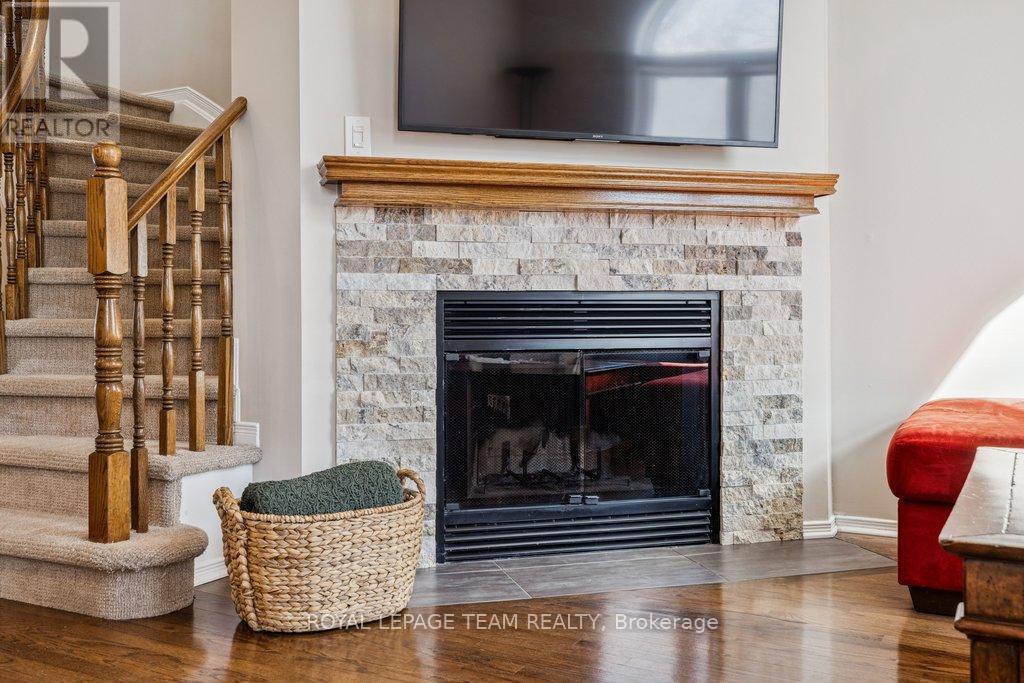 4298 Sunwood Crescent, Ottawa, Ontario  K1J 1B8 - Photo 11 - X12792556