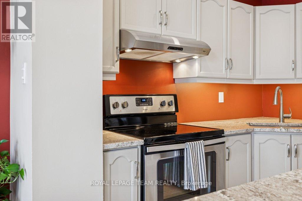 4298 Sunwood Crescent, Ottawa, Ontario  K1J 1B8 - Photo 9 - X12792556