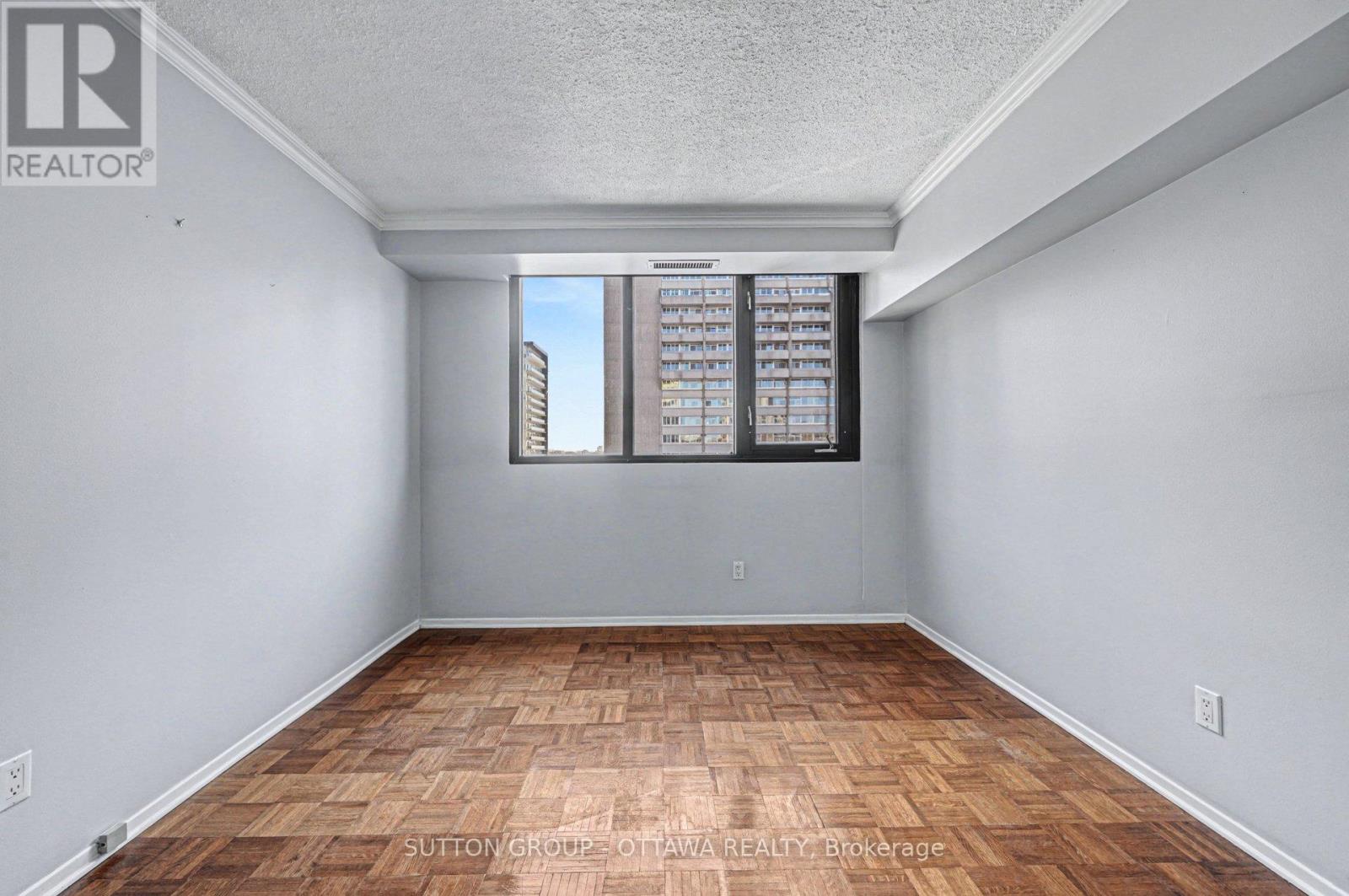 1004 - 200 Bay Street, Ottawa, Ontario K1R 7W8 - Photo 11 - X12792594