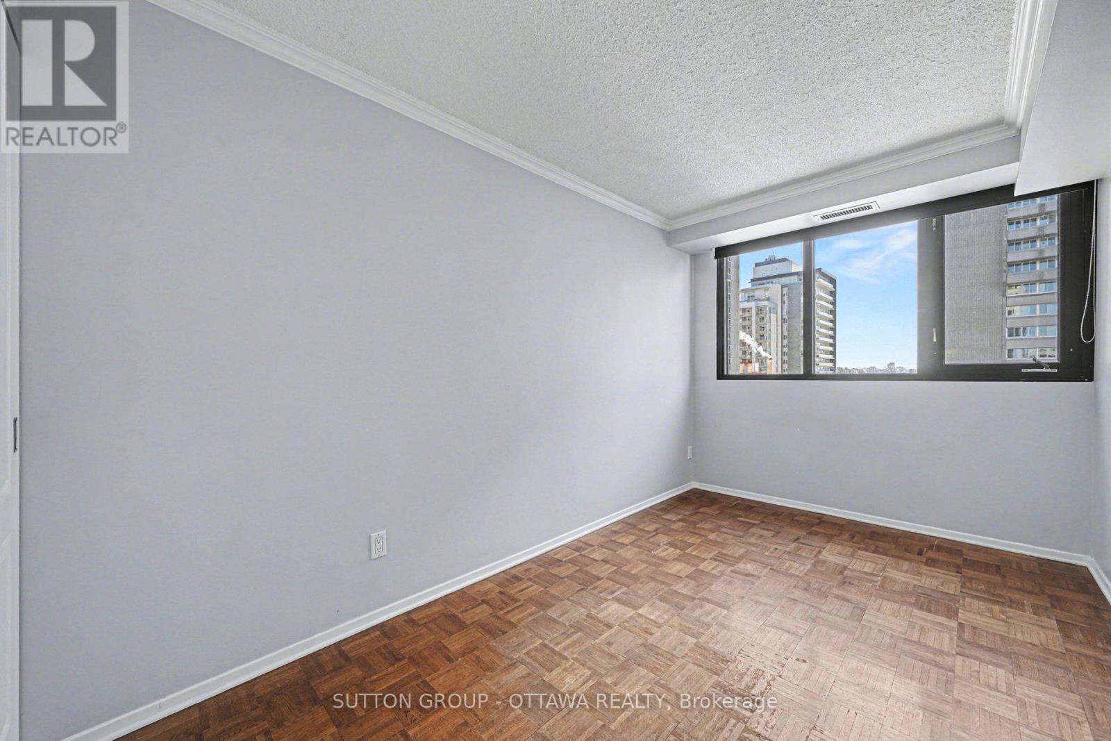 1004 - 200 Bay Street, Ottawa, Ontario K1R 7W8 - Photo 12 - X12792594