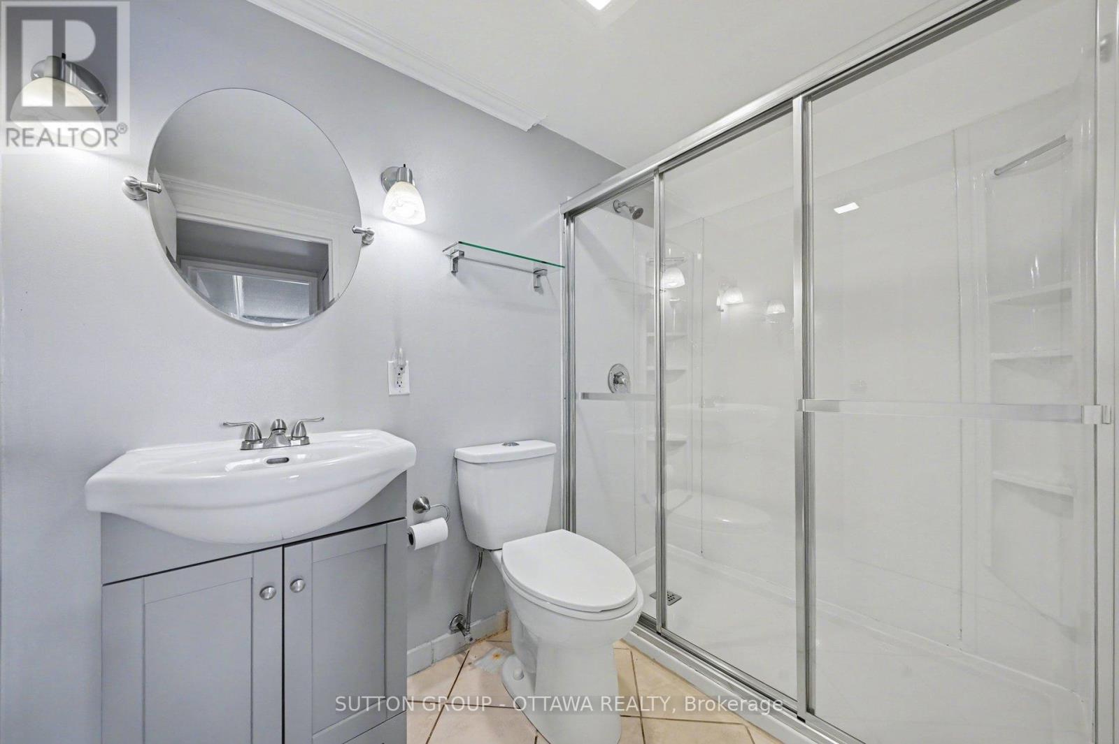 1004 - 200 Bay Street, Ottawa, Ontario K1R 7W8 - Photo 15 - X12792594