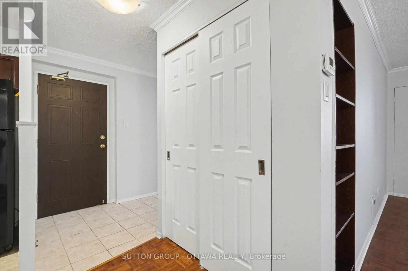 1004 - 200 Bay Street, Ottawa, Ontario K1R 7W8 - Photo 17 - X12792594