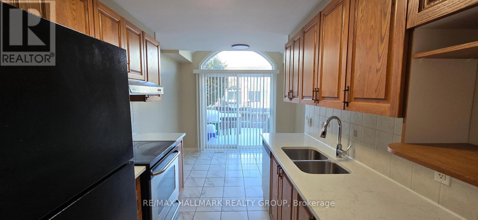 1620 Henri Lauzon Street, Ottawa, Ontario  K1C 7R6 - Photo 4 - X12792676