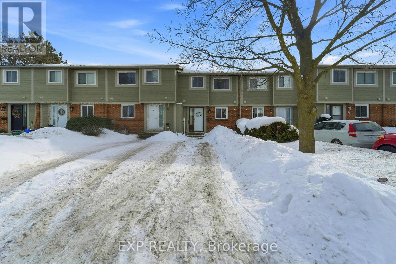 78 - 36 Barrow Crescent, Ottawa, Ontario  K2L 2K1 - Photo 2 - X12792696
