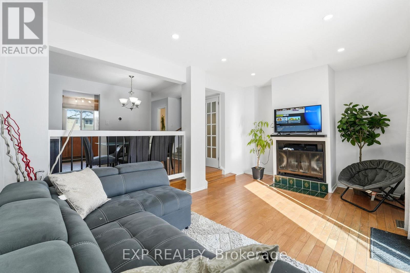 78 - 36 Barrow Crescent, Ottawa, Ontario  K2L 2K1 - Photo 5 - X12792696