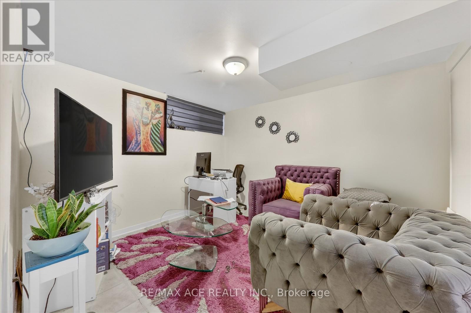 6 - 72 Castlebury Crescent, Toronto (Bayview Woods-Steeles), Ontario  M2H 1W8 - Photo 6 - C12784196