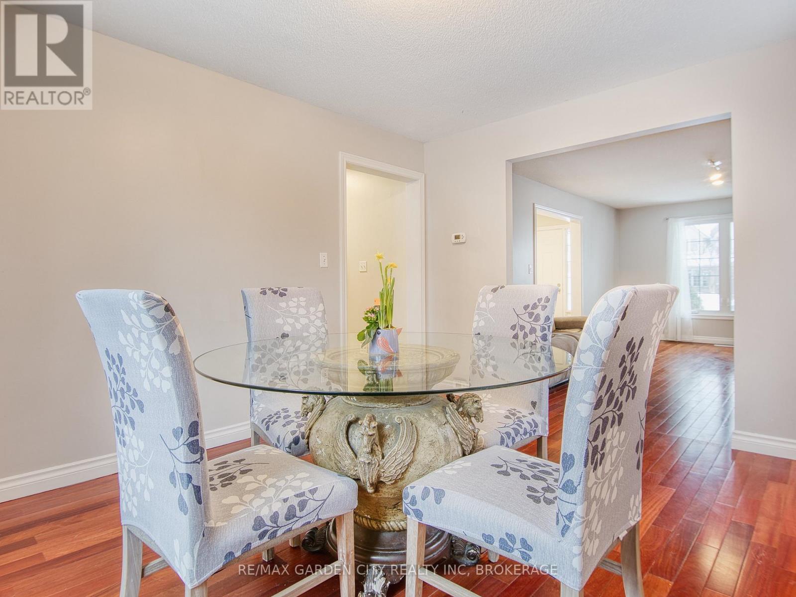 51 Huntington Lane, St. Catharines (Grapeview), Ontario  L2S 3R5 - Photo 13 - X12792640