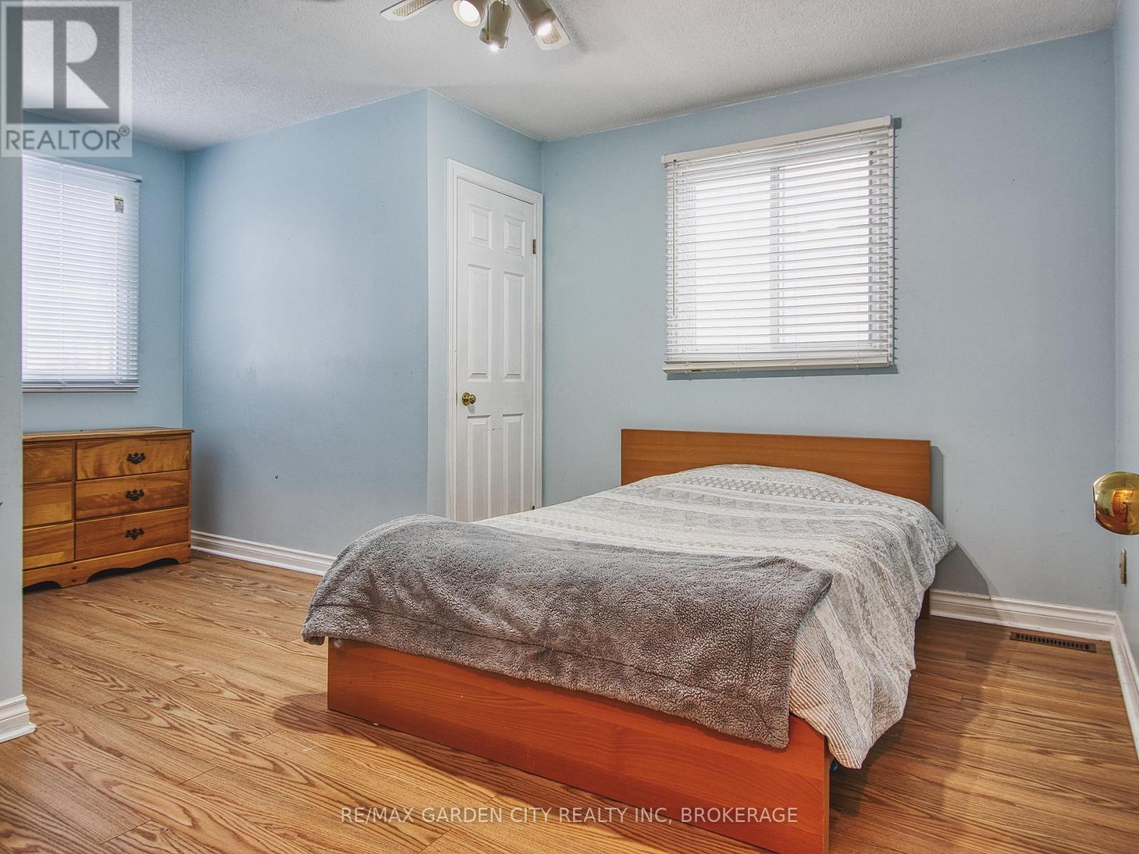 51 Huntington Lane, St. Catharines (Grapeview), Ontario  L2S 3R5 - Photo 20 - X12792640