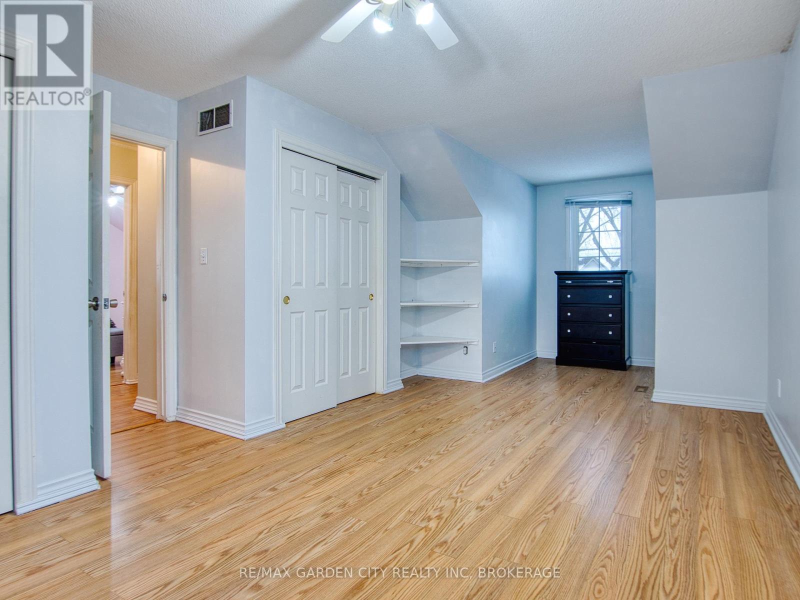 51 Huntington Lane, St. Catharines (Grapeview), Ontario  L2S 3R5 - Photo 24 - X12792640