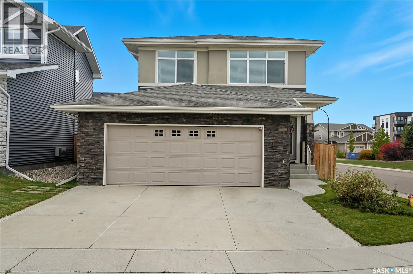 303 Dagnone Crescent, Saskatoon, Saskatchewan  S7V 0P7 - Photo 2 - SK020462