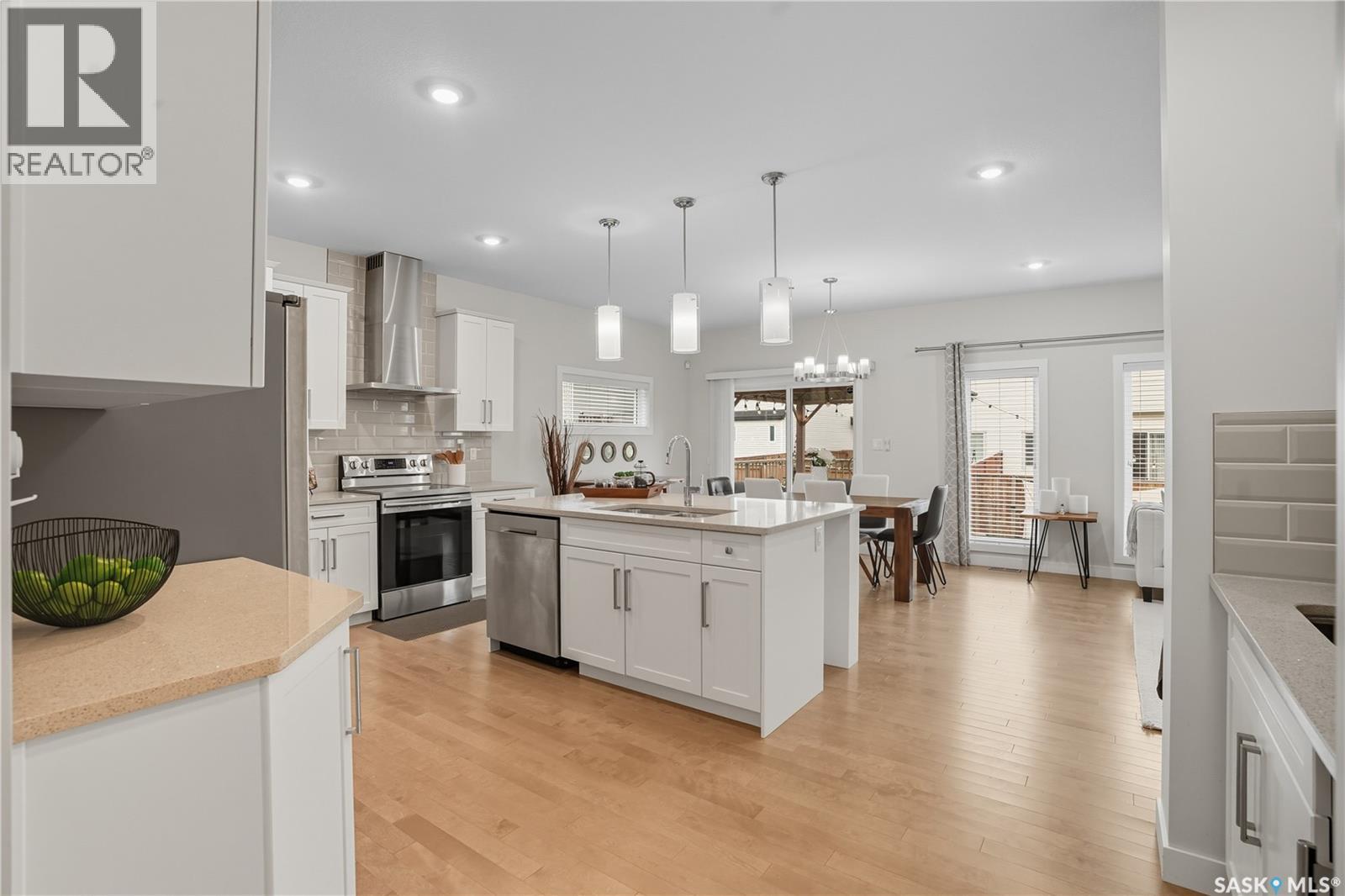 303 Dagnone Crescent, Saskatoon, Saskatchewan  S7V 0P7 - Photo 5 - SK020462