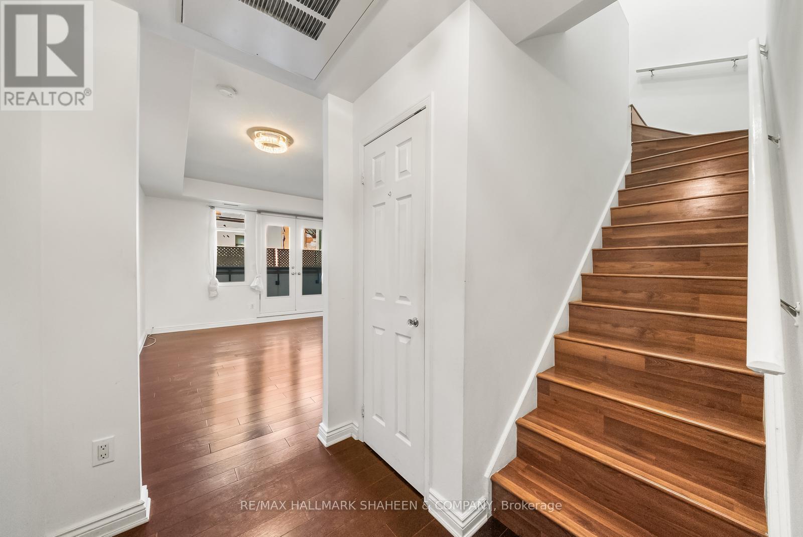 331 - 500 Richmond Street W, Toronto, Ontario  M5V 3N4 - Photo 3 - C12792506