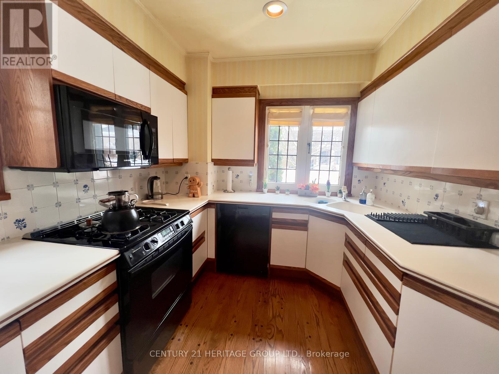 235 Dawlish Avenue, Toronto, Ontario  M4N 1J2 - Photo 4 - C12792536