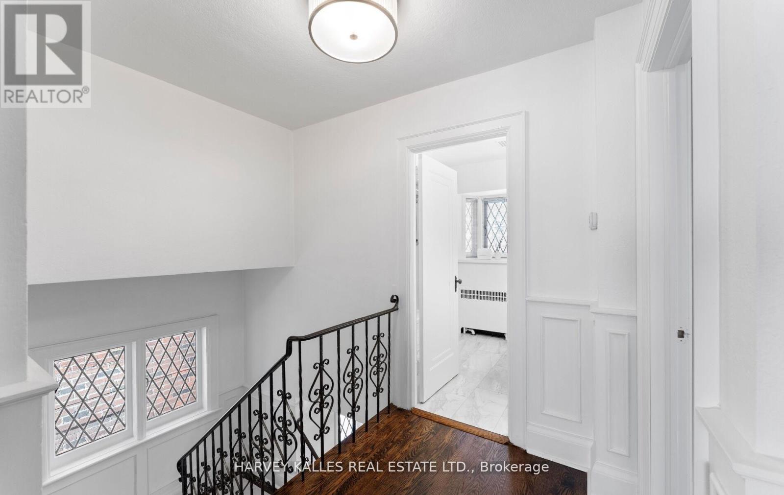 565 Briar Hill Avenue, Toronto, Ontario  M5N 1N1 - Photo 28 - C12792544