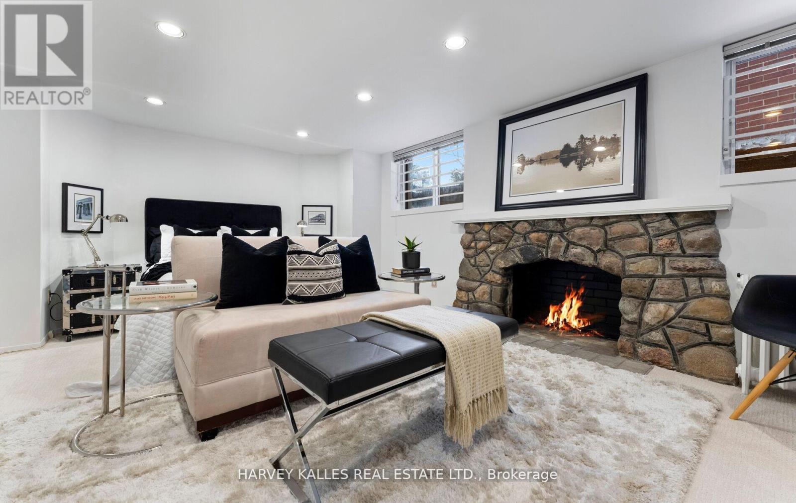 565 Briar Hill Avenue, Toronto, Ontario  M5N 1N1 - Photo 43 - C12792544