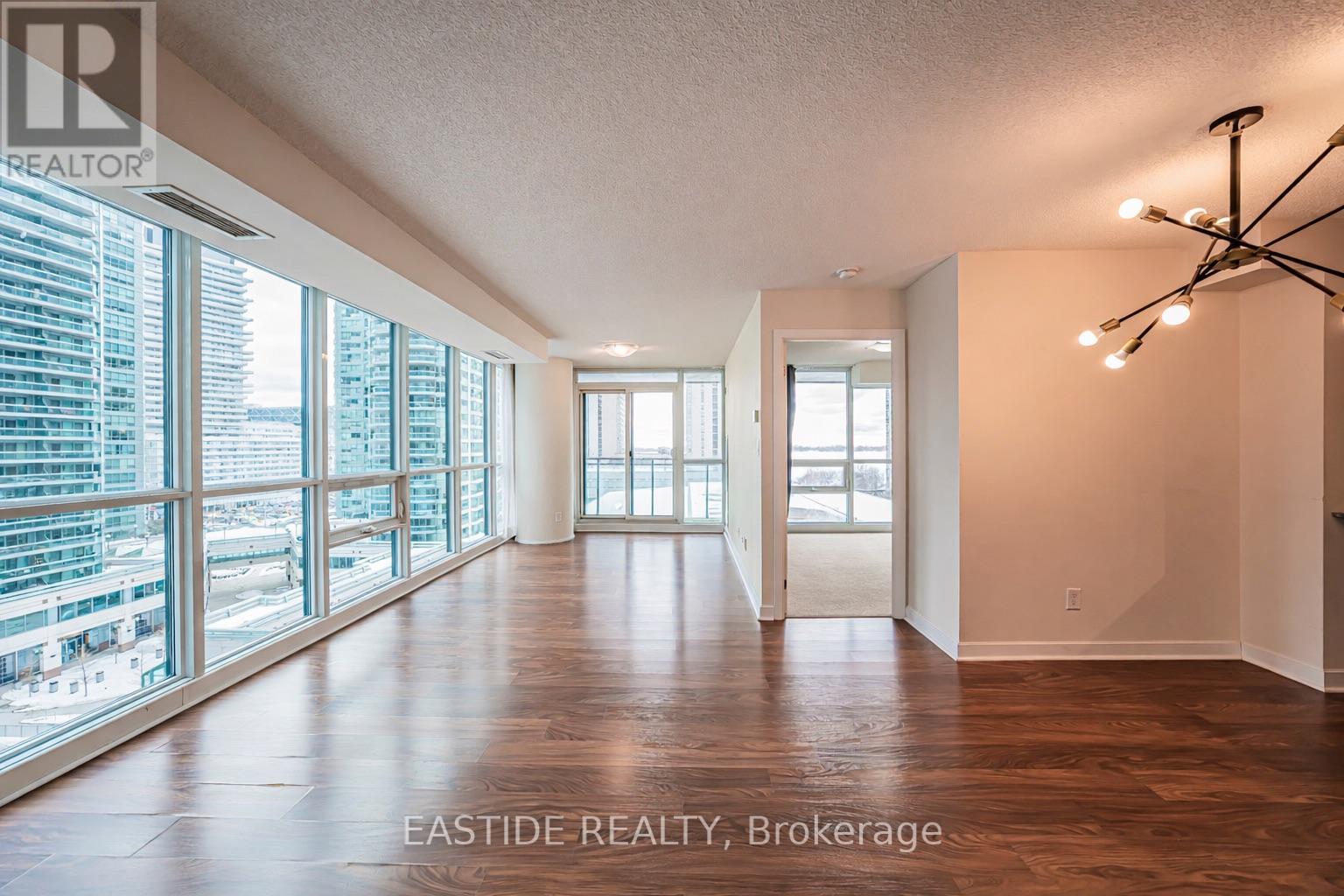 908 - 33 Bay Street, Toronto, Ontario M5J 2Z3 - Photo 4 - C12792586