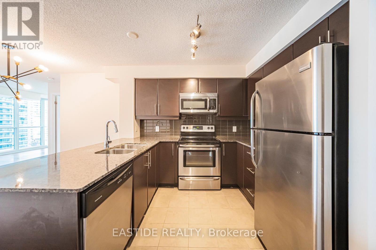 908 - 33 Bay Street, Toronto, Ontario M5J 2Z3 - Photo 9 - C12792586