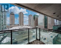 908 - 33 BAY STREET, Toronto, Ontario