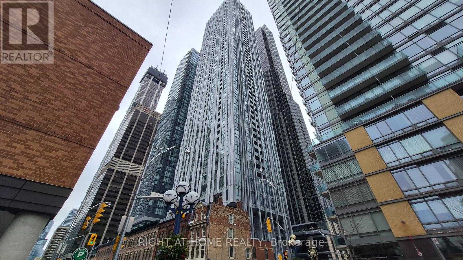 5407 - 1 YORKVILLE AVENUE, Toronto, Ontario