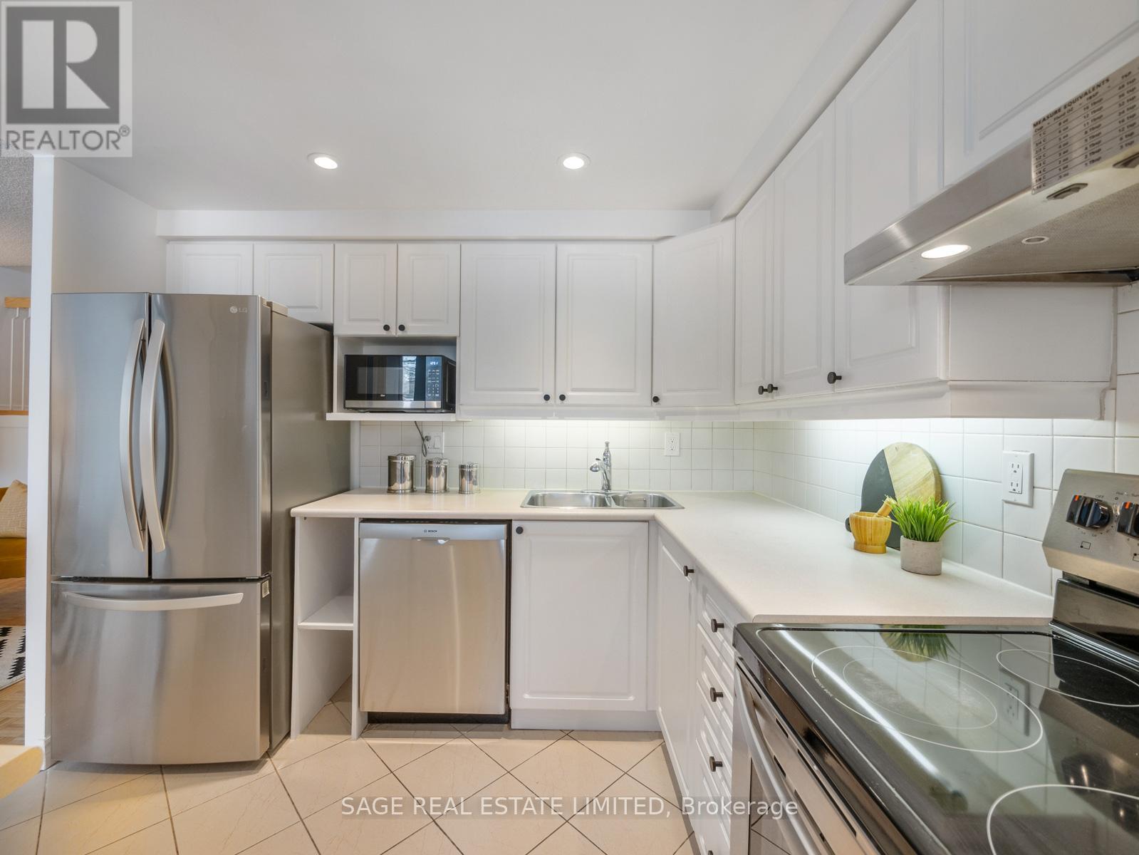 103 - 30 Glen Elm Avenue, Toronto (Rosedale-Moore Park), Ontario  M4T 1T7 - Photo 10 - C12792642