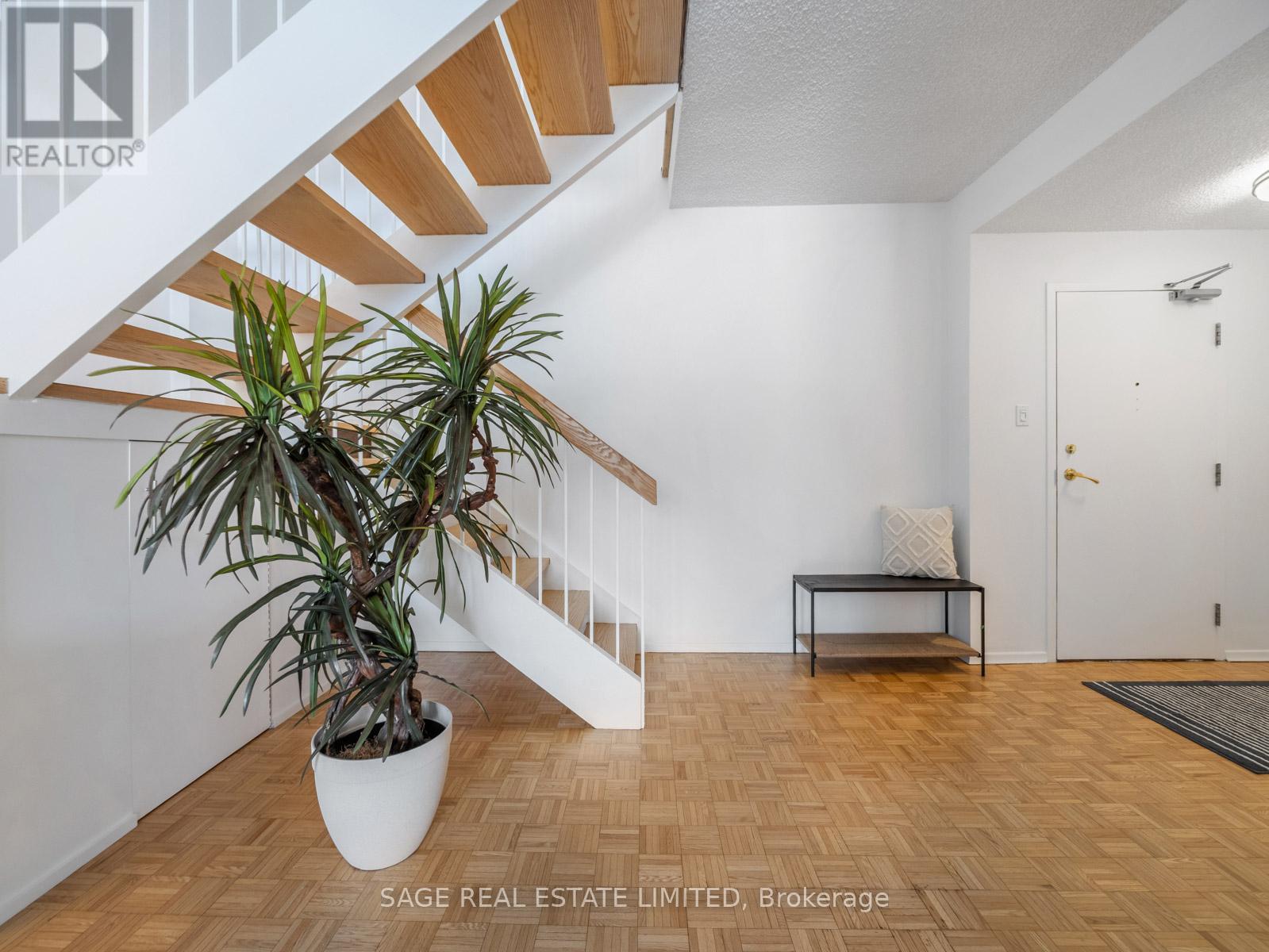 103 - 30 Glen Elm Avenue, Toronto (Rosedale-Moore Park), Ontario  M4T 1T7 - Photo 3 - C12792642