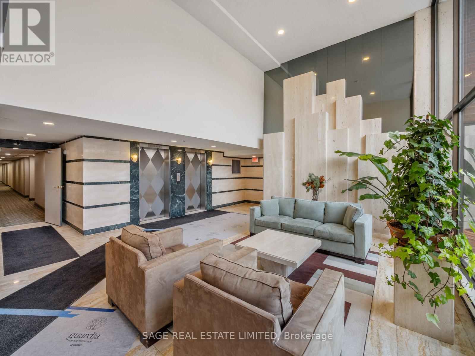 103 - 30 Glen Elm Avenue, Toronto (Rosedale-Moore Park), Ontario  M4T 1T7 - Photo 32 - C12792642