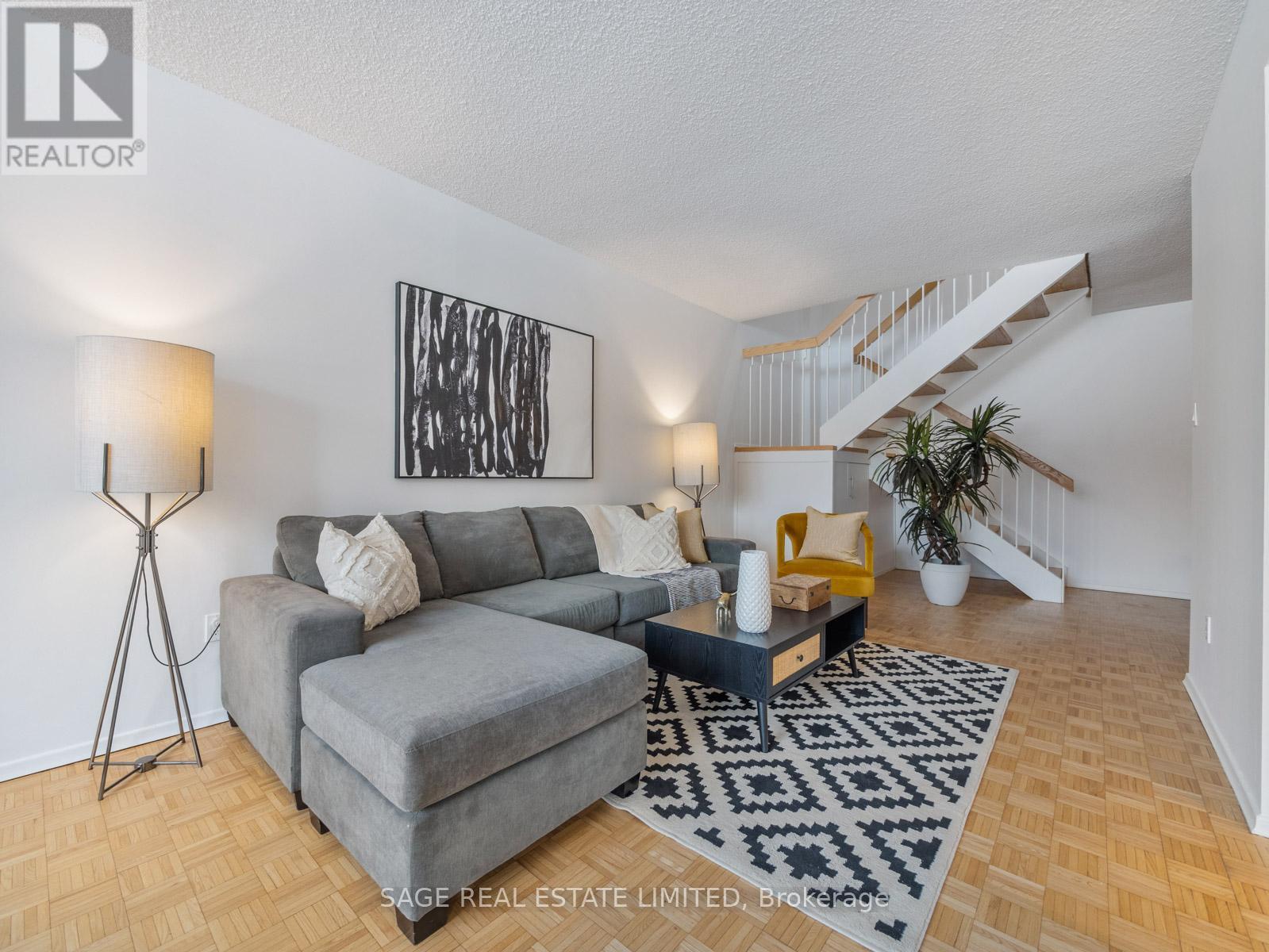 103 - 30 Glen Elm Avenue, Toronto (Rosedale-Moore Park), Ontario  M4T 1T7 - Photo 5 - C12792642