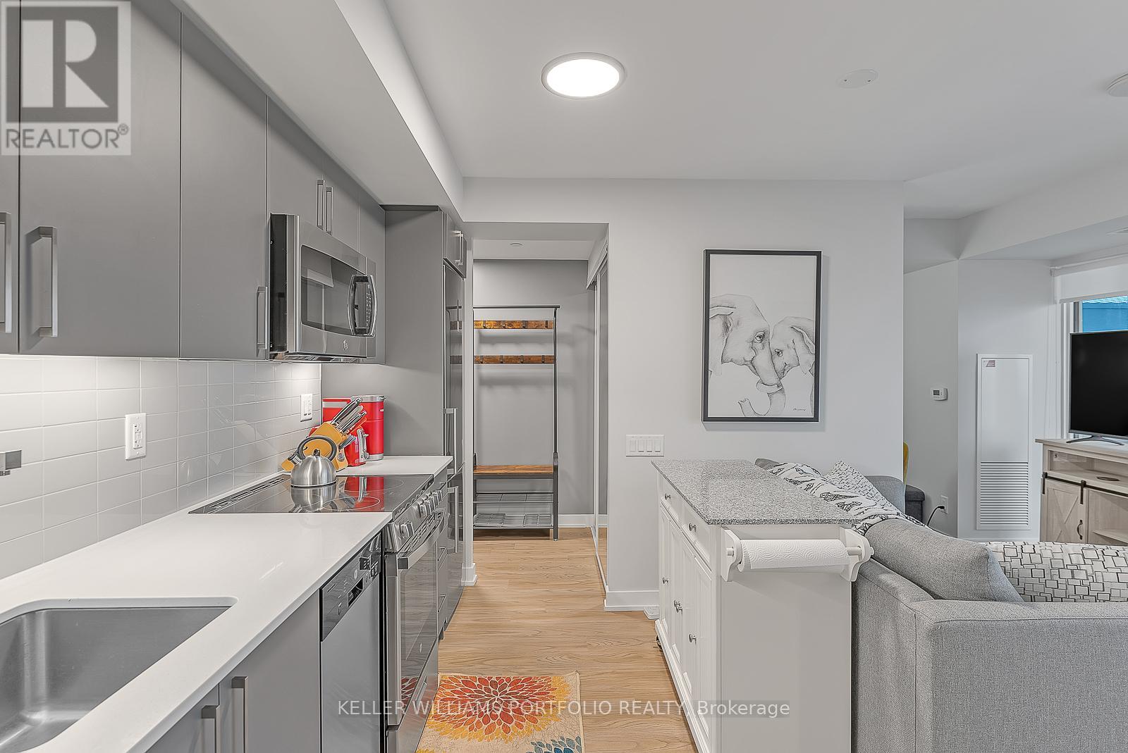 622 - 38 Monte Kwinter Court, Toronto, Ontario  M3H 0E2 - Photo 6 - C12792692