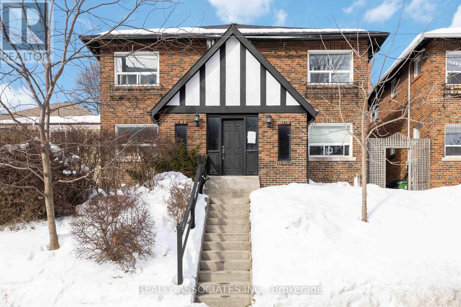 162 MILLWOOD ROAD, Toronto, Ontario