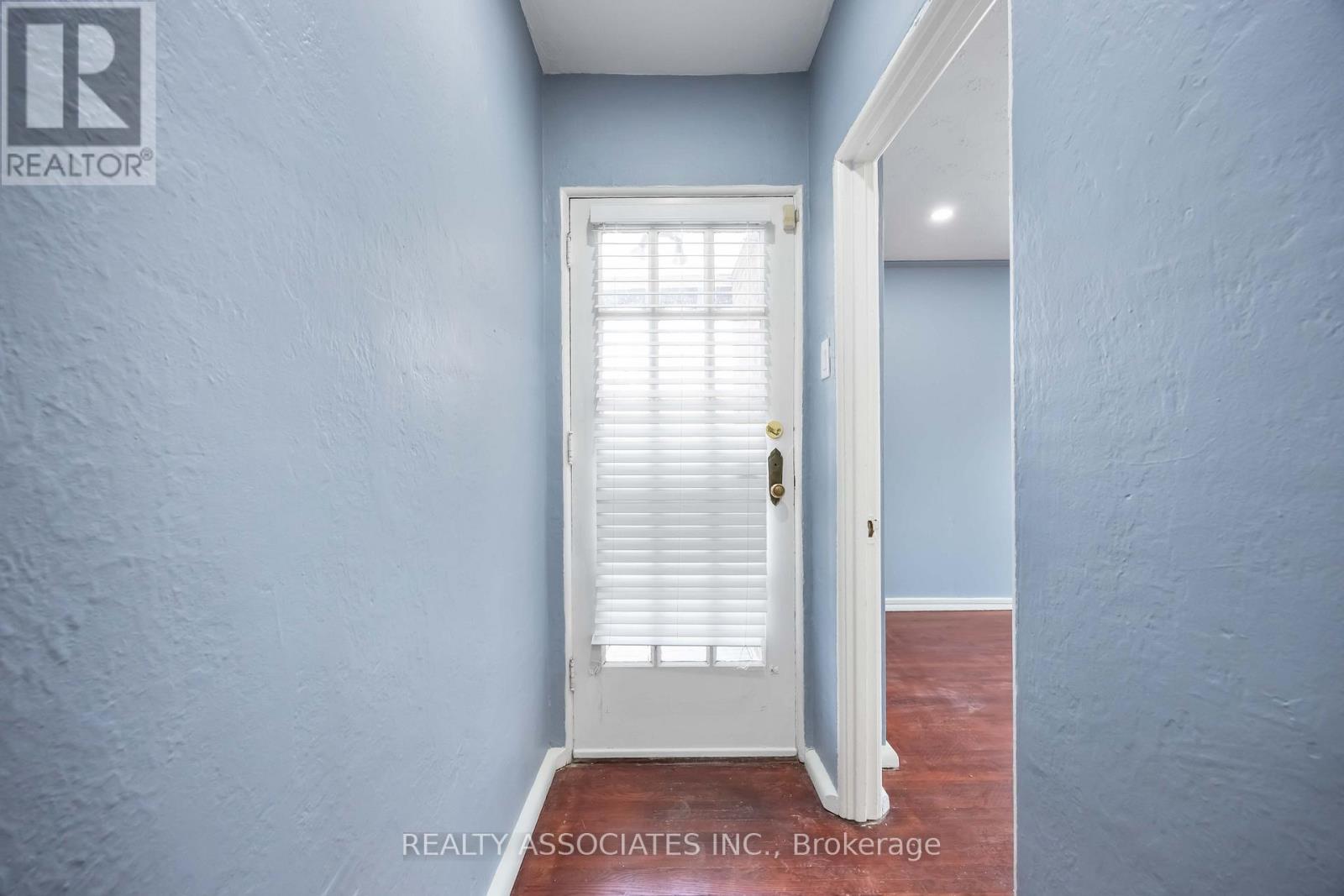 162 Millwood Road, Toronto, Ontario  M4S 1J7 - Photo 2 - C12792700