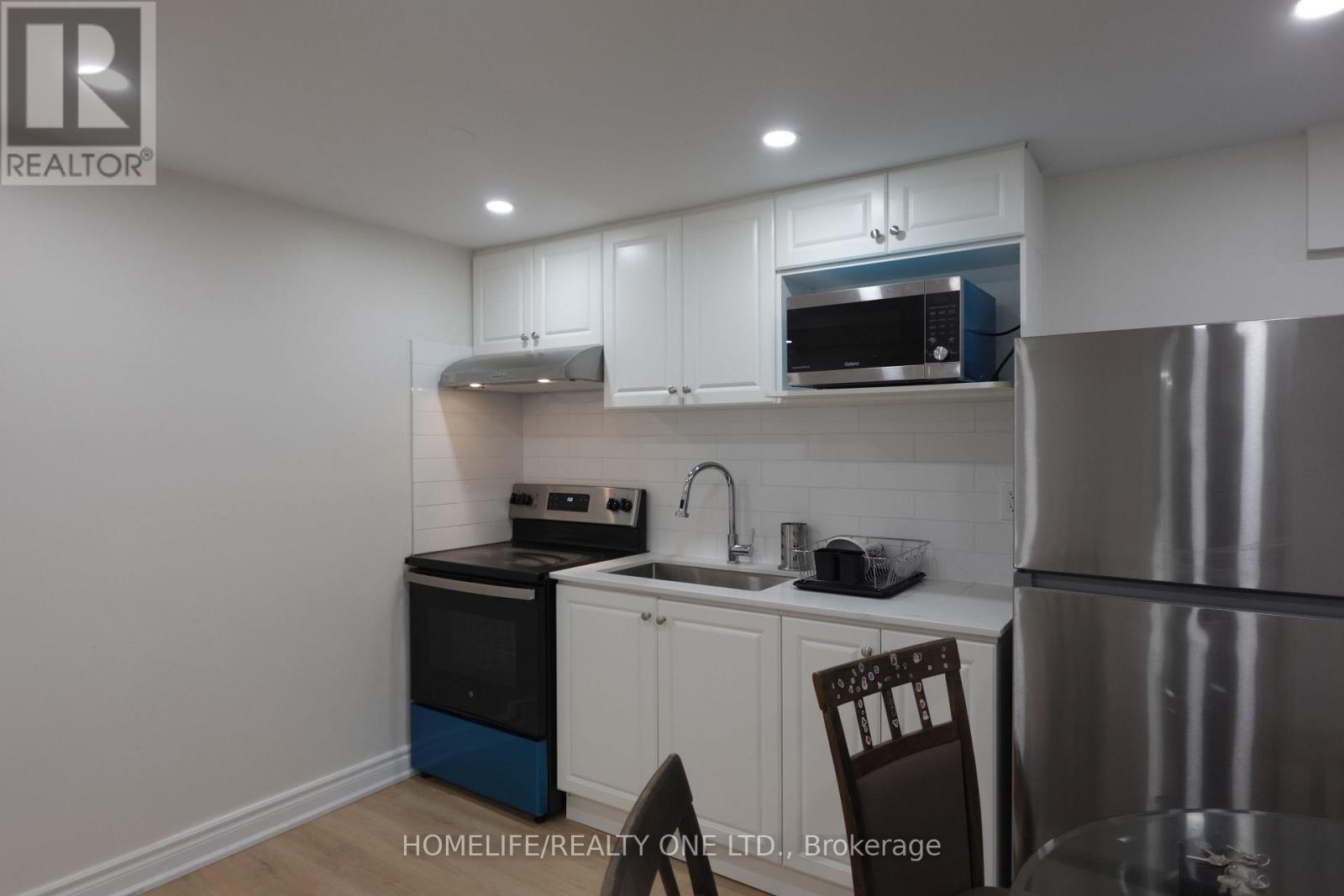 Bsmt - 17 Darnborough Way, Toronto, Ontario  M1W 2G2 - Photo 3 - E12792450