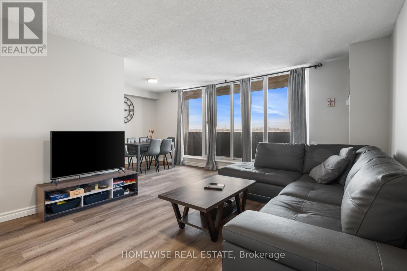 909 - 100 Prudential Drive, Toronto, Ontario M1P 4V4 - Photo 1 - E12792502