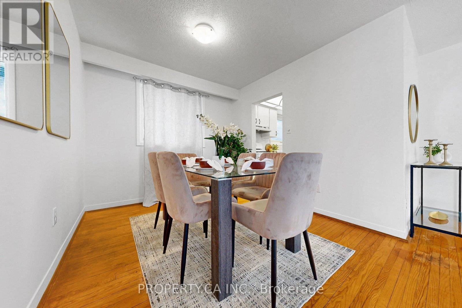 47 Greendowns Drive, Toronto, Ontario  M1M 2G6 - Photo 12 - E12792564