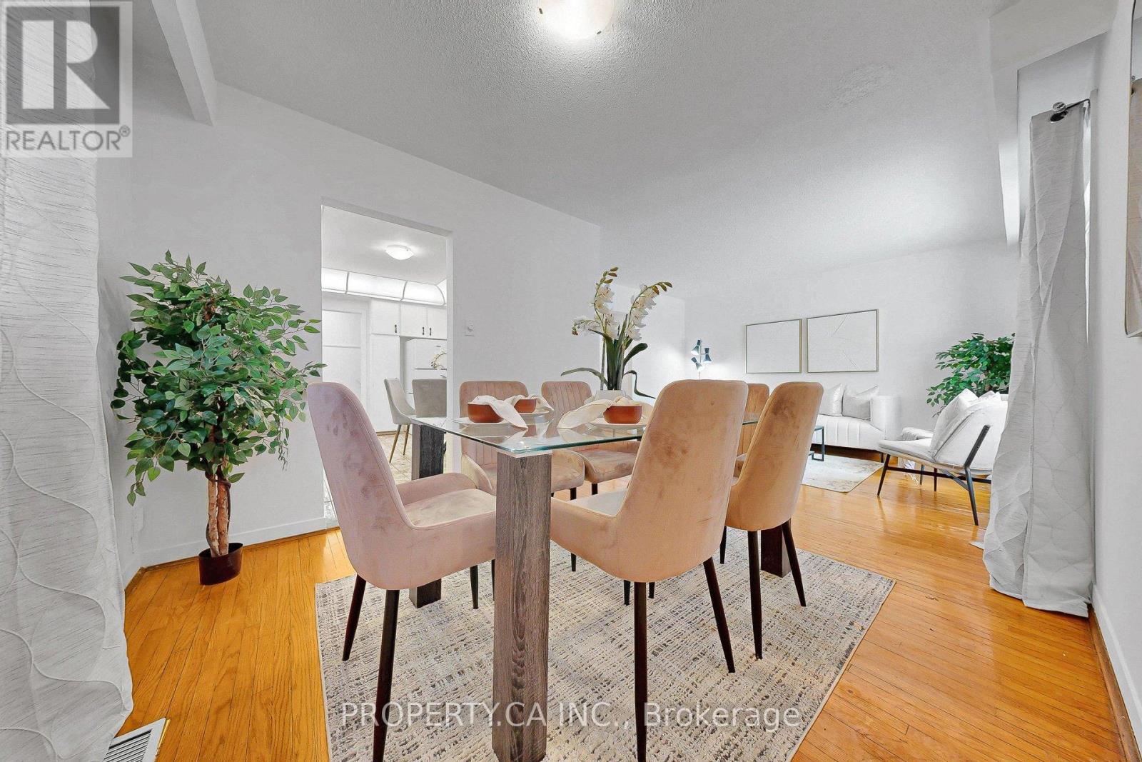 47 Greendowns Drive, Toronto, Ontario  M1M 2G6 - Photo 15 - E12792564