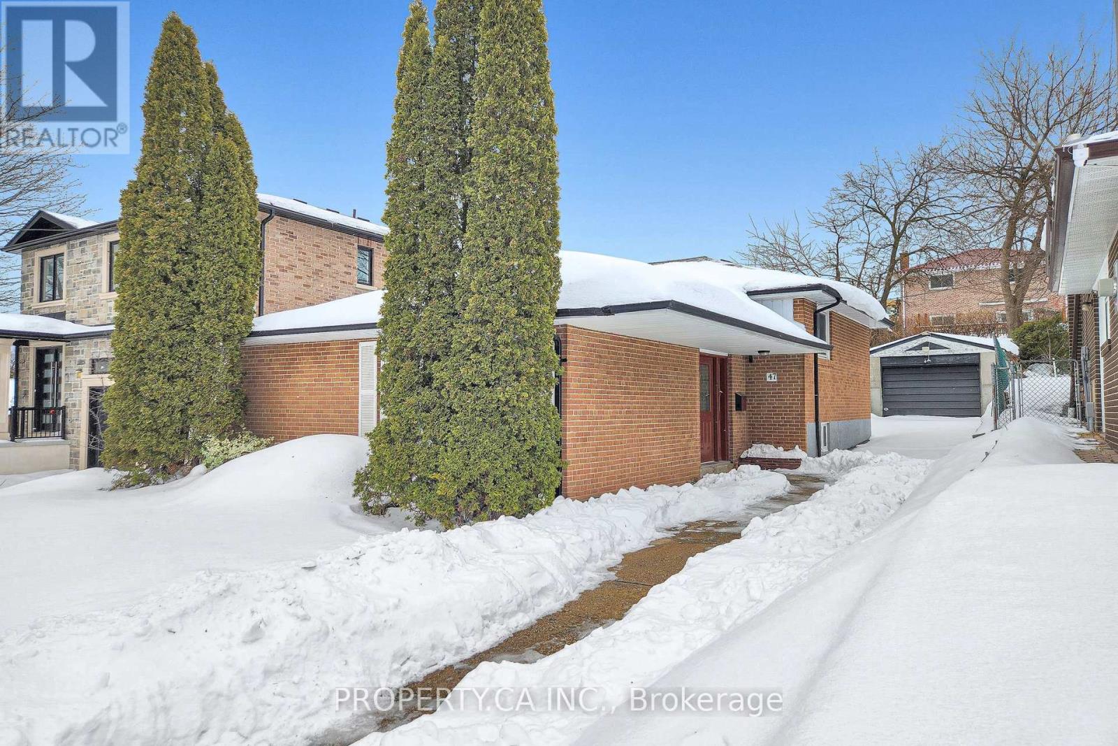 47 Greendowns Drive, Toronto, Ontario  M1M 2G6 - Photo 2 - E12792564