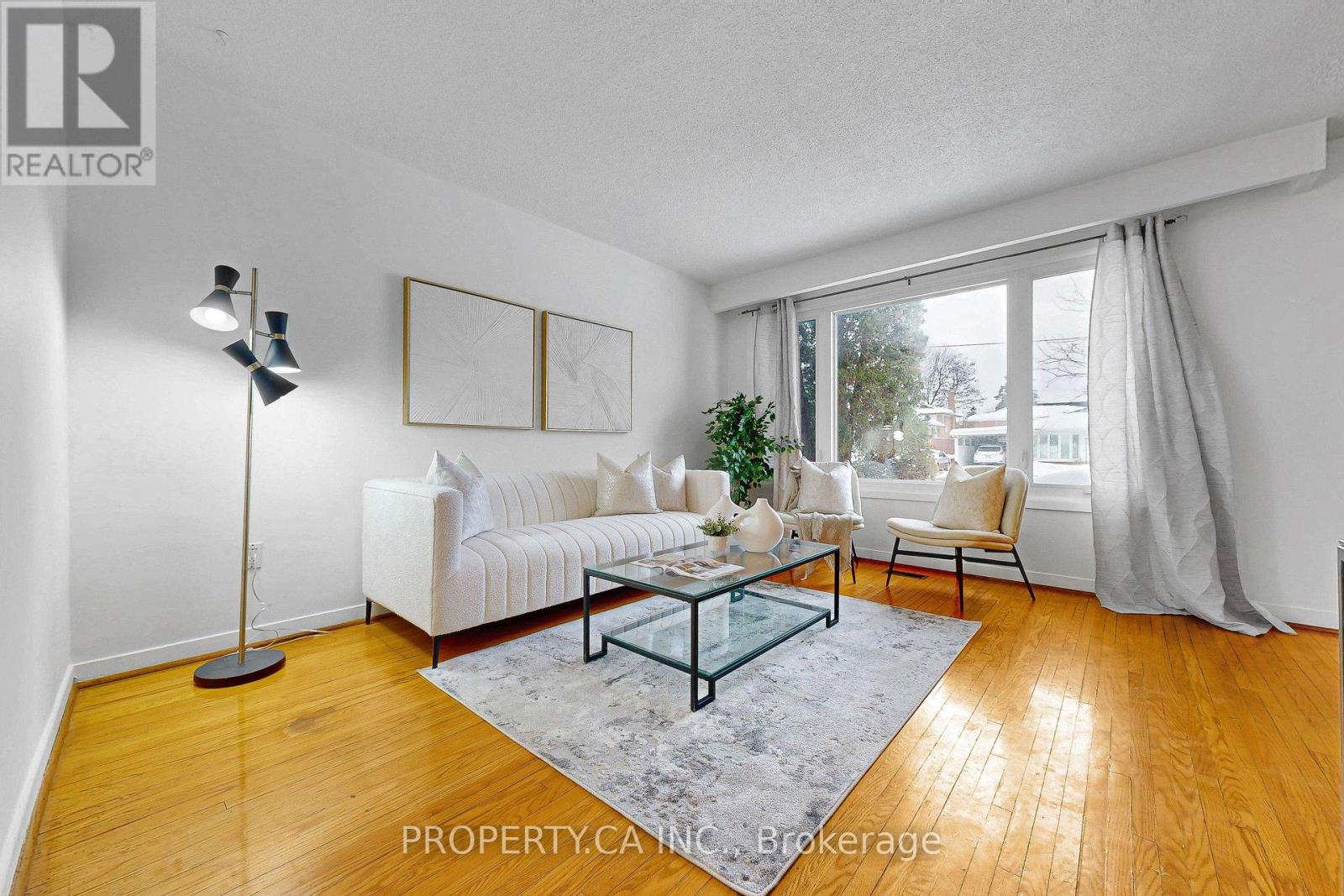 47 Greendowns Drive, Toronto, Ontario  M1M 2G6 - Photo 7 - E12792564