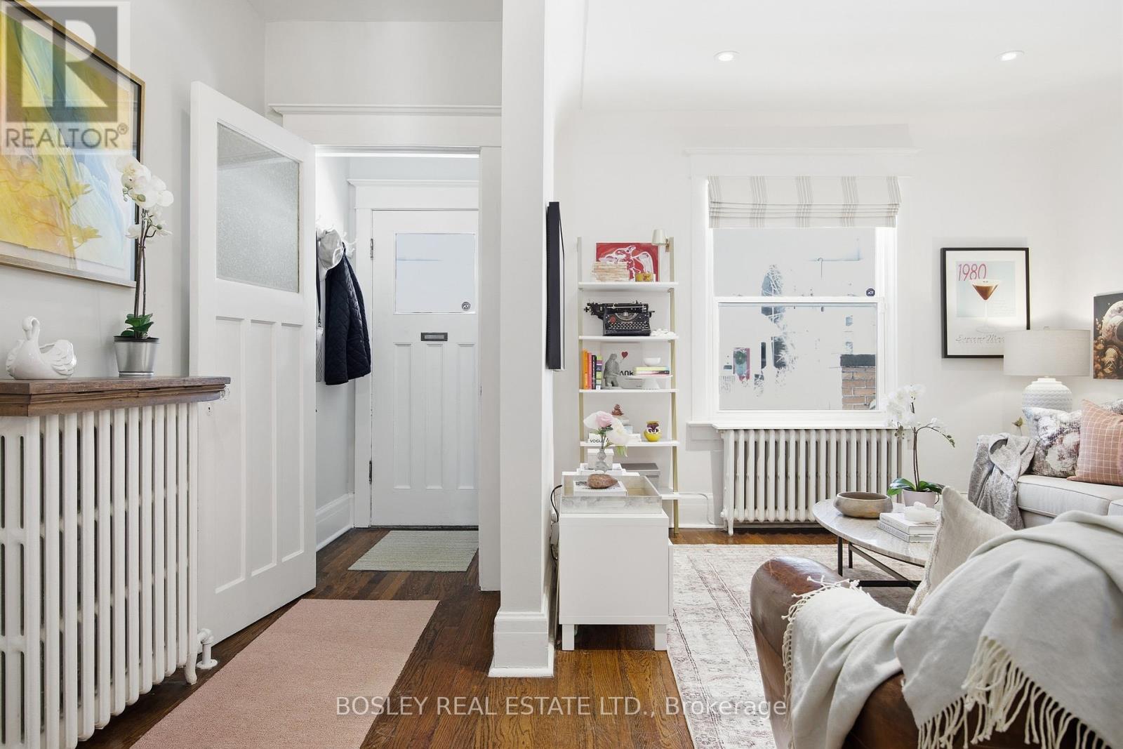 119 Arundel Avenue, Toronto, Ontario  M4K 3A3 - Photo 3 - E12792708