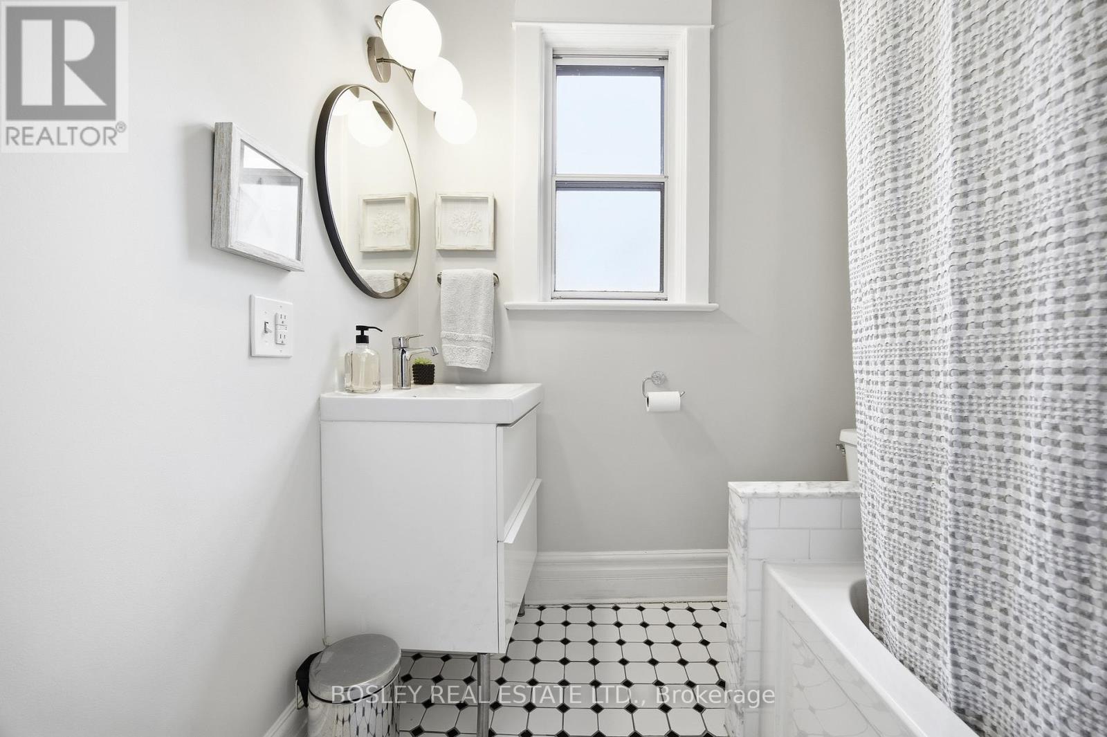 119 Arundel Avenue, Toronto, Ontario  M4K 3A3 - Photo 34 - E12792708