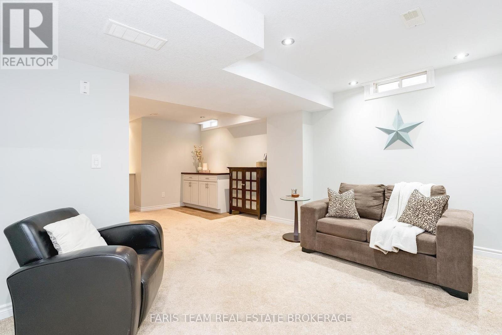 66 John W Taylor Avenue, New Tecumseth, Ontario  L9R 0E1 - Photo 27 - N12792454