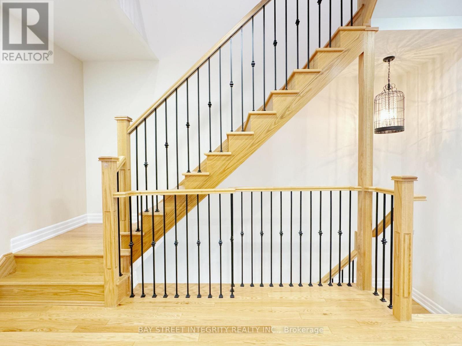 7 - 2267 Major Mackenzie Drive W, Vaughan, Ontario  L6A 5A8 - Photo 5 - N12792490