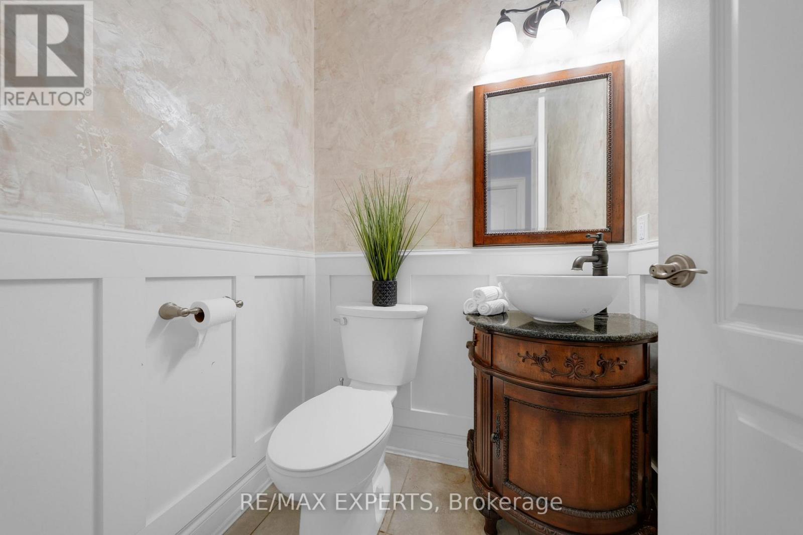 40 Hillcrest Drive, New Tecumseth, Ontario  L9R 0N4 - Photo 36 - N12792492