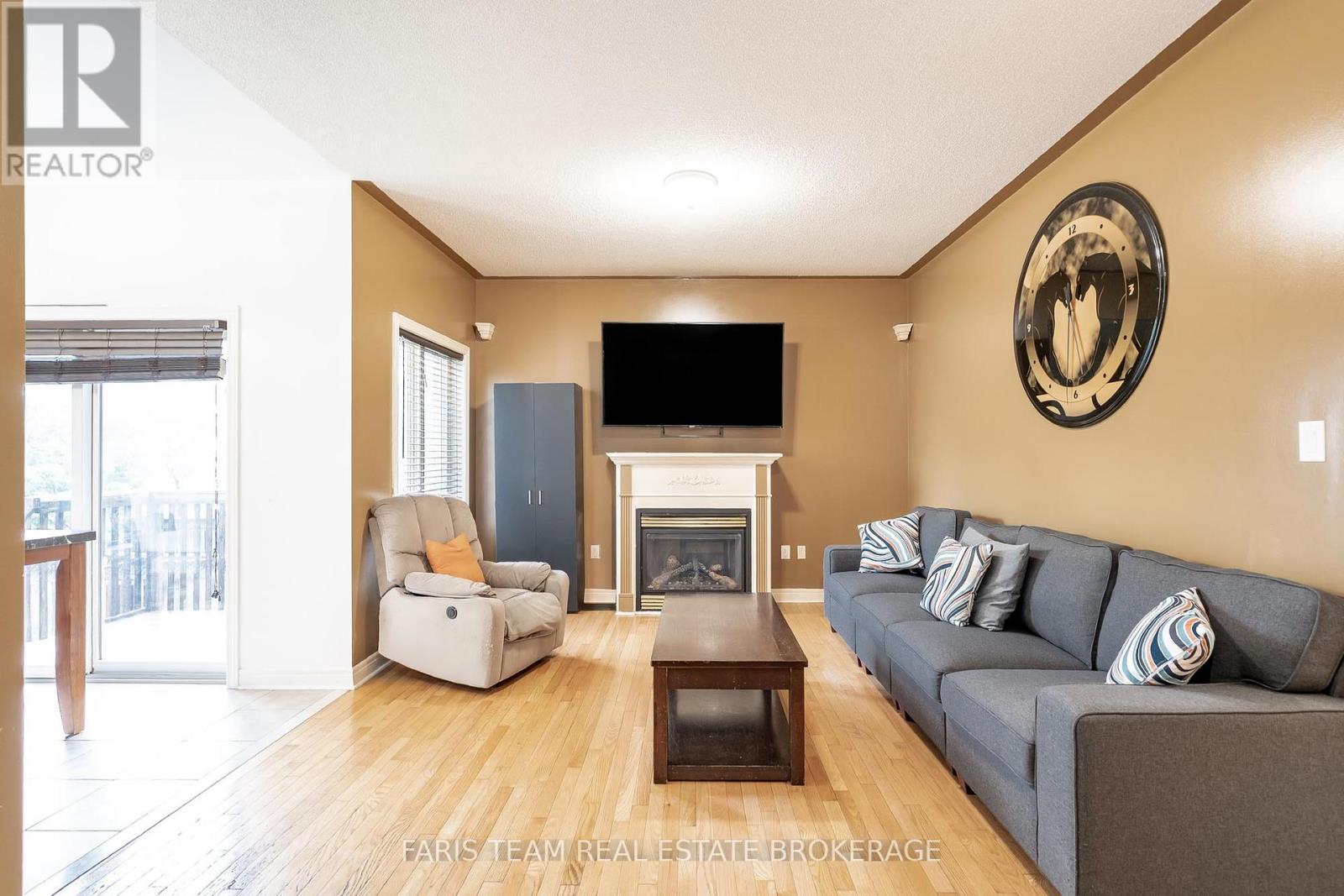 1244 Mary-Lou Street, Innisfil, Ontario  L9S 0E5 - Photo 11 - N12792534