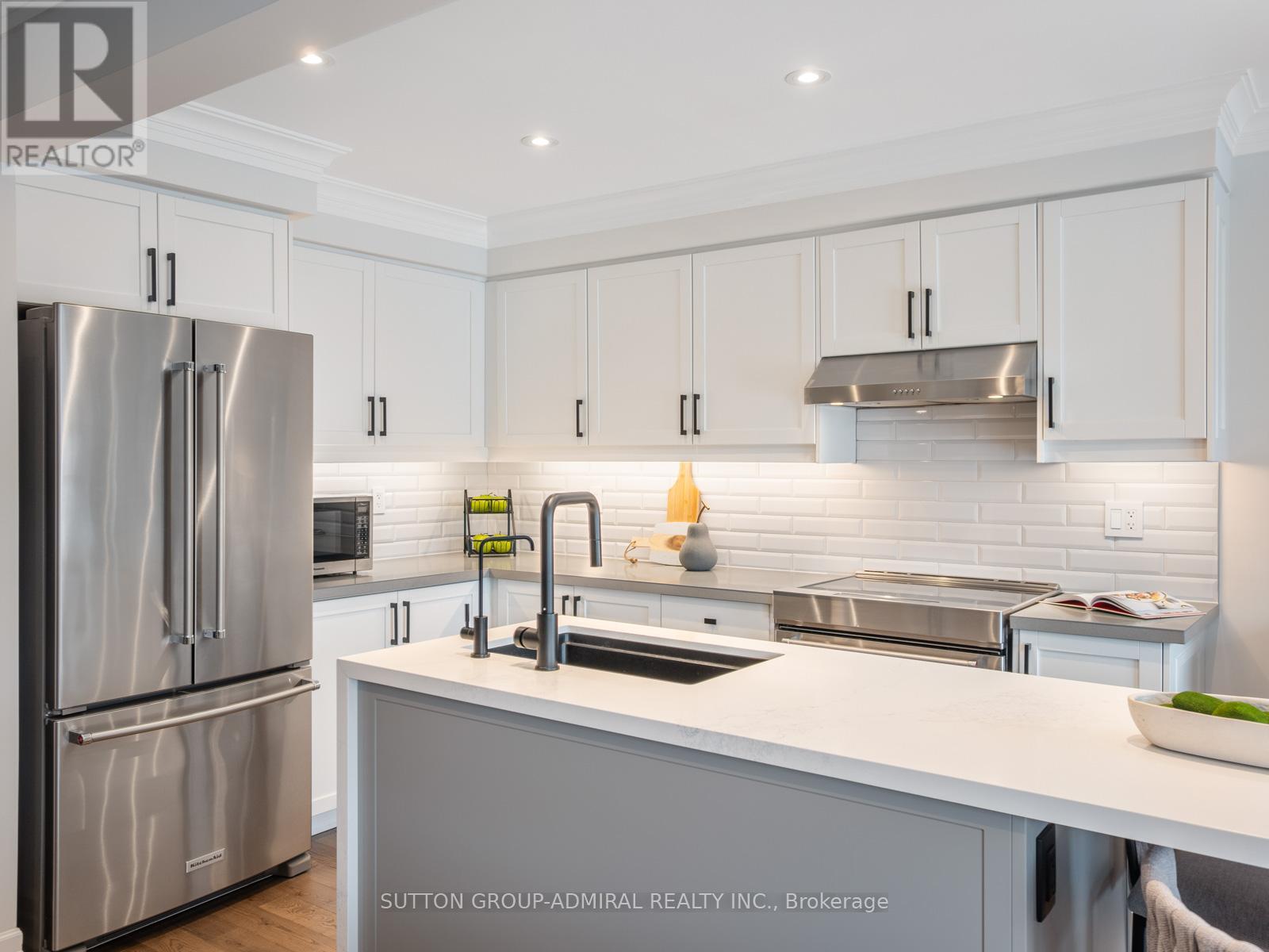 14 Booth Street, Bradford West Gwillimbury, Ontario  L3Z 0A3 - Photo 13 - N12792566