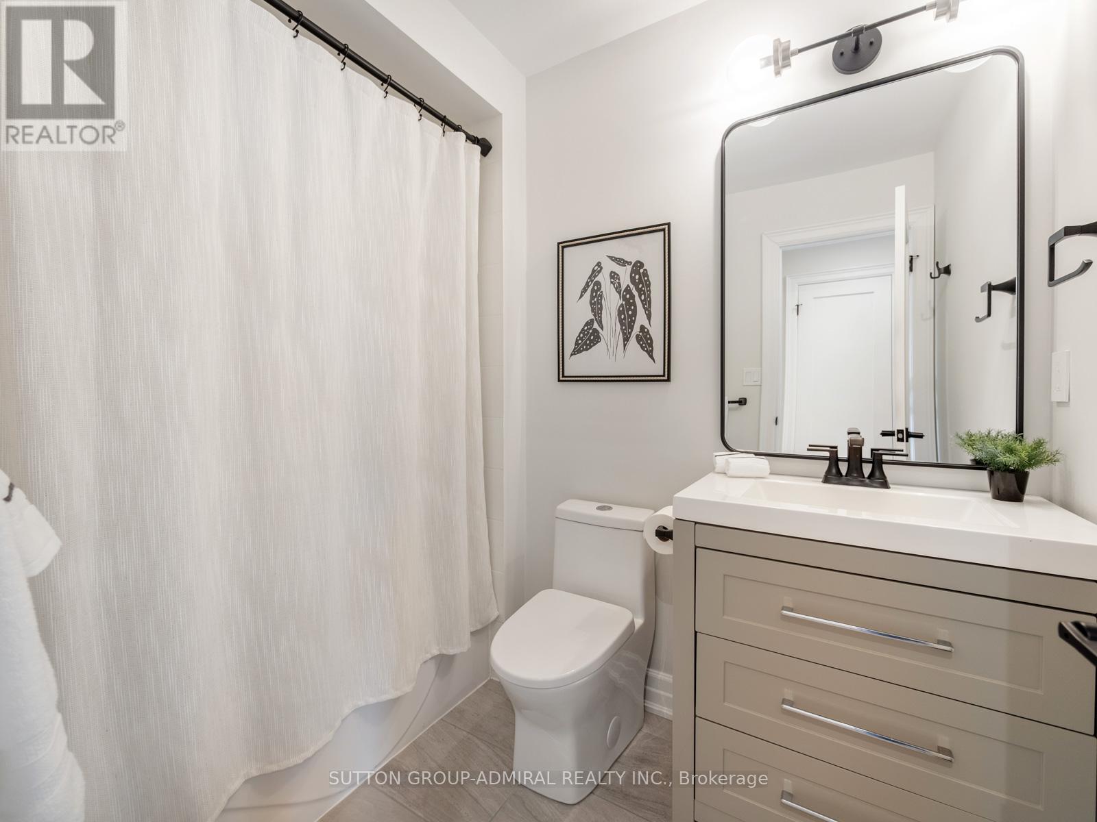 14 Booth Street, Bradford West Gwillimbury, Ontario  L3Z 0A3 - Photo 31 - N12792566