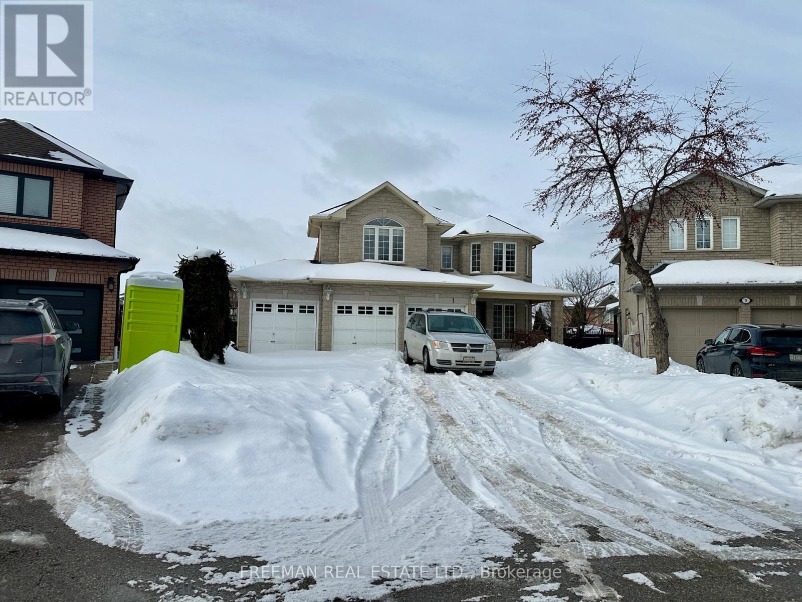 1 HUMBER FOREST COURT, Vaughan, Ontario